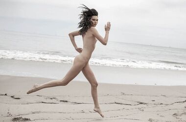 kendall jenner nude on beach. Photo #6