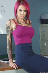 anna bell peaks one in the pinkish. Photo #1