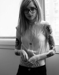 marvelous hipster chick. Photo #4